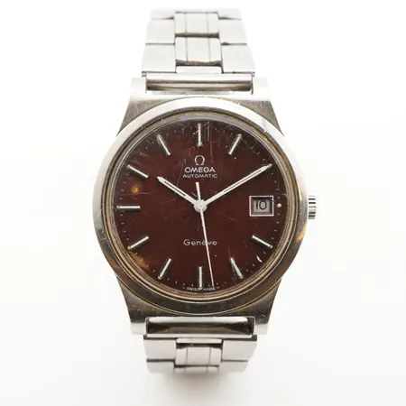 Herrur Omega Automatic, ca 36mm, repigt glas på auktion i Helsingborg hos Pantbanken Sverige