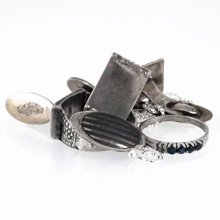 Diverse defekt/graverat silver 23,6g.