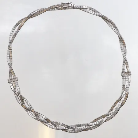 Collier, längd ca 42 cm, bredd 2,9-8,7mm, 925/1000 silver. Vikt: 34,9 g