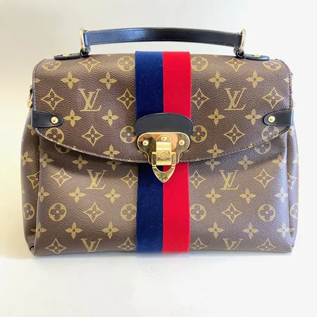 Väska Louis Vuitton Canvas Georges MM bag modell-nr: M43778 datekod: FL3118 monogramcanvas läder detaljer guldfärgat beslag axelrem defekt kvitto Birger Jarlsgatan 2018 slitage trådsläpp inga övriga tillbehör. 