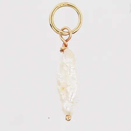Hänge med odlad pärla Ø10x3mm, barock, 18K Vikt: 0,1 g