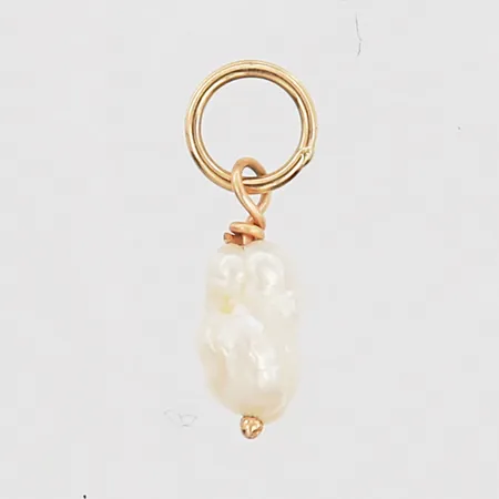 Hänge med odlad pärla Ø6x4mm, barock, 18K Vikt: 0,2 g