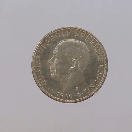 Minnesmynt 5kr, Gustav VI Adolf Sveriges Konung, Till minne av Tvåkammar-riksdagens tillkomst 1866, Ø34mm, 400/1000 silver Vikt: 18 g