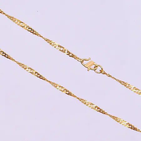 Kedja Singapore längd 56 cm bredd 2 mm 22K. Vikt: 6,6 g