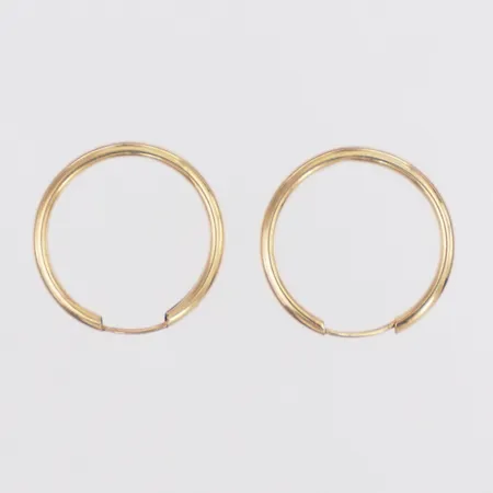 Örhängen längd 18mm, 14K  Vikt: 0,5 g