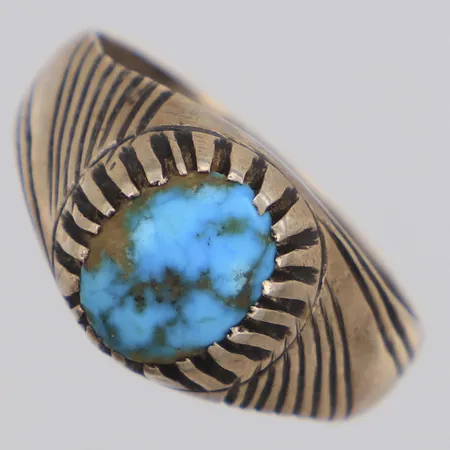 Ring med turkos sten, stl 19½, bredd 11,5mm, 925/1000 silver Vikt: 4 g