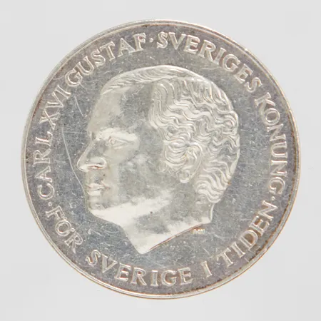 Mynt Carl XVI Gustaf 1980 200kr Ø36mm, silver 999/1000 Vikt: 26,9 g