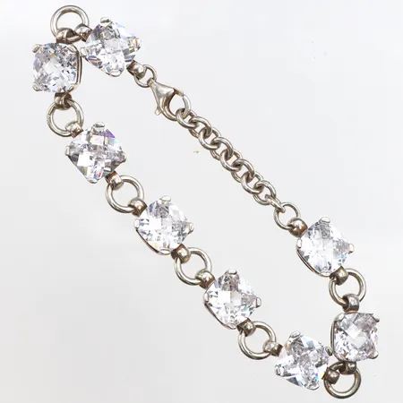 Armband med vita stenar, längd 20cm, bredd 8-9,7mm, 925/1000 silver. Vikt: 25,4 g