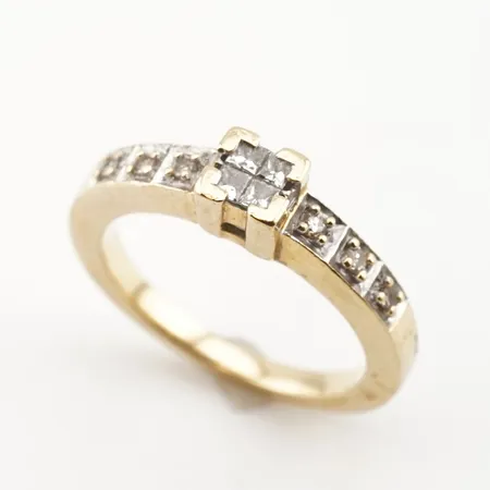 Ring m diamanter, stl 16(50), 18k Vikt: 4,8 g