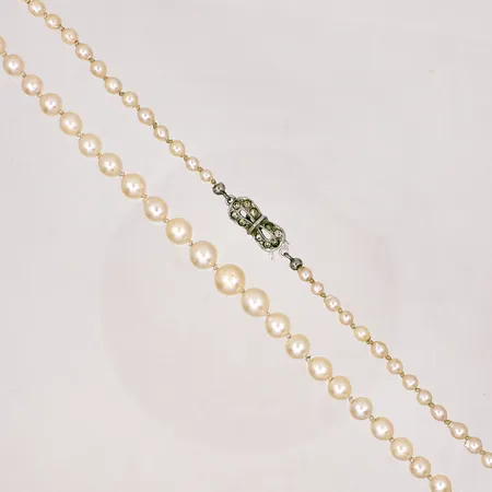Pärlcollier dosserat med odlade pärlor Ø3-7mm, lås i silver med stenar, längd 55cm, bredd 6,6mm, 835/1000 Silver Vikt: 0 g