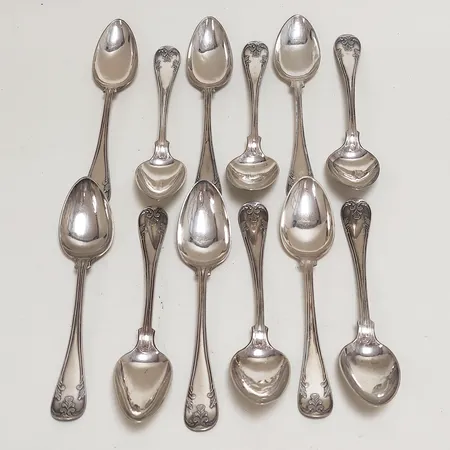 12 Kaffeskedar modell Gammel fransk, längd: 12,8cm, personlig gravyr, buckliga, silver 830/1000 Vikt: 149,4 g