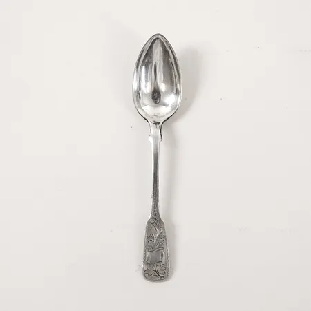 Dopsked med dekor i relief, längd 13cm, W. Becker & Co, Tyskland, silver 800/1000 Vikt: 12,5 g