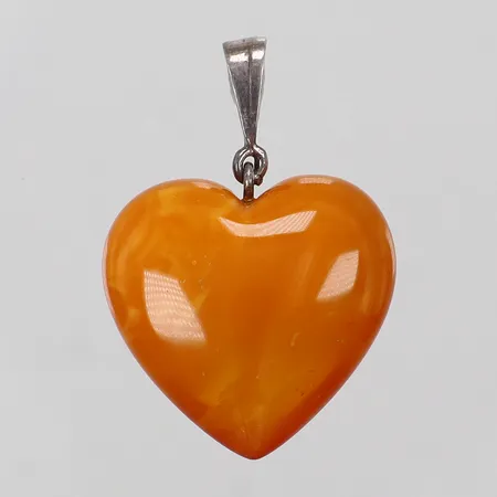 Hänge bärnsten längd: ca 3cm bredd: ca 1-22mm 830/1000 silver Vikt: 3,3 g