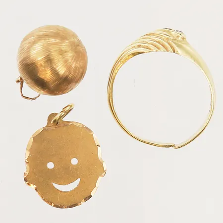 Diverse guld, defekt, 14K Vikt: 4,5 g