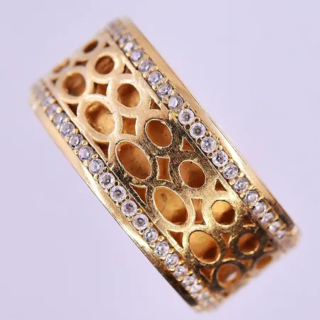 Ring stl:16¾ bredd 9 mm 2 stenar saknas 21K. Vikt: 5,3 g