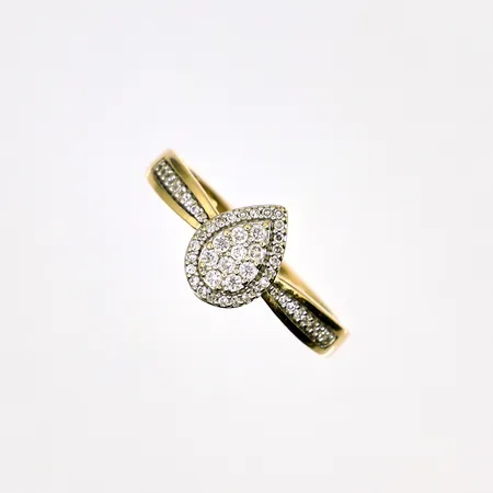 Ring GHA med diamanter stl 16½, 42x ca0,003ct, 10x ca 0,005ct, 18K Vikt: 2,2 g