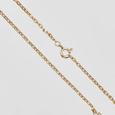 Kedja ojämn länk längd: ca 45cm bredd: ca 1mm lås i oädelmetall defekt 18K Vikt: 3 g