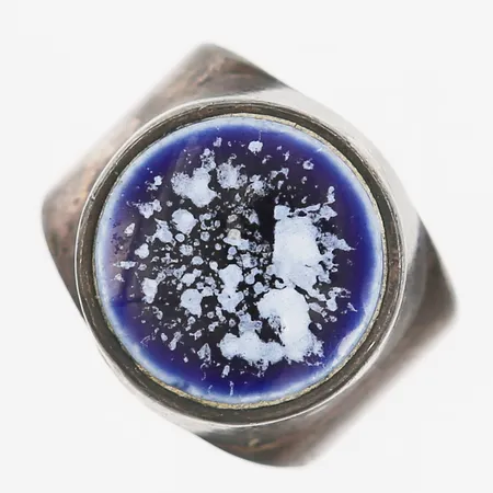 Ring med emaljdekor, stl17, bredd 17mm, silver Vikt: 11,6 g