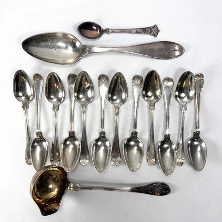 Parti skedar, 1800-tal, gravyr, slitage, silver 830/1000 Vikt: 335 g