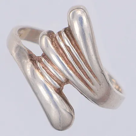 Ring stl 16½, 925/1000 silver  Vikt: 3,2 g