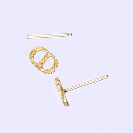 Diverse guld defekt 21K  Vikt: 0,8 g