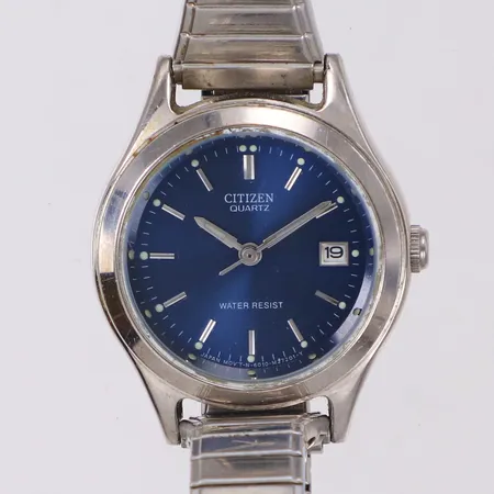 Damur Citizen, Ø26,7mm, quartz, datum, serienummer: 120100, flexbandrepor, slitage, inga övriga tillbehör.