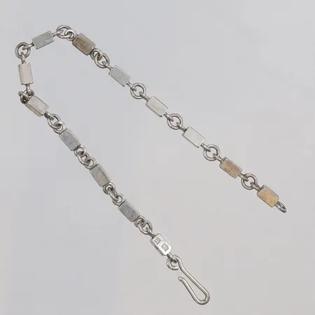 Armband Wiwen Nilsson, stavlänk längd 16,5cm, bredd ca 4mm, stavarnas mått 5x3mm, Lund år 1974, visst slitage, sterlingsilver 925/1000 Vikt: 8,4 g