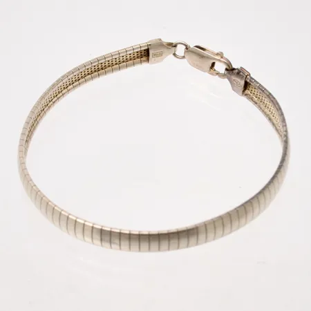 Armband i silver, 19cm, bredd 5,9mm, 925/1000, tillverkad av Guldfynd, vikt 11,12g.