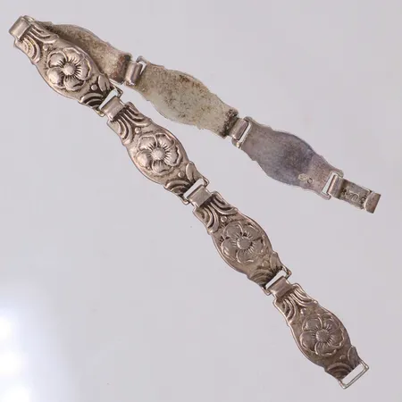 Armband, blommönster, längd 16cm, bredd 8mm, 830/1000 silver Vikt: 7,6 g