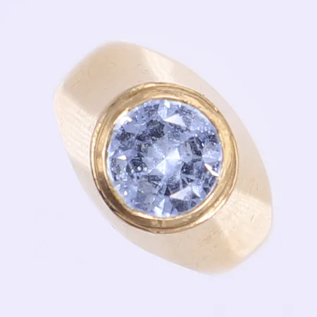 Ring med blå sten stl 15¾ bredd 4-11mm 18K Vikt: 6 g Vikt: 6 g