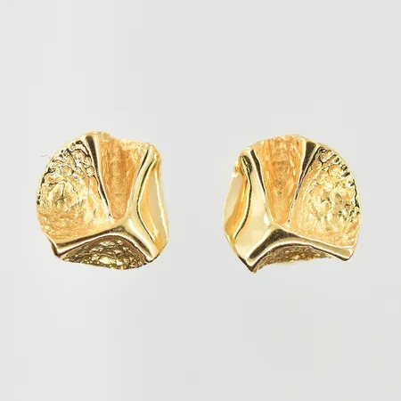 Ett par örhängen, Ø9 mm, 18K. Vikt: 2,1 g