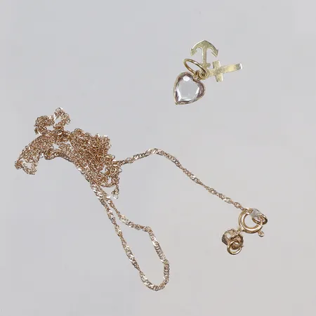 Diverse guld defekt med sten 18K Vikt: 1,9 g