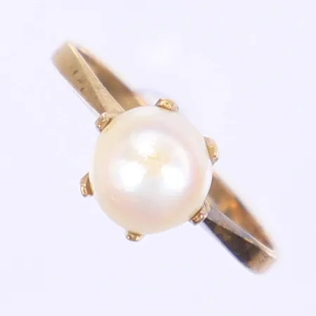 Ring med pärla stl 16 bredd 2-8mm något missfärgad ojämn skena 18K  Vikt: 1,9 g