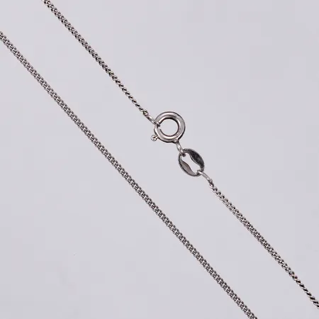 Kedja Pansar längd ca 43,5cm, bredd ca 1mm, silver Vikt: 1,9 g