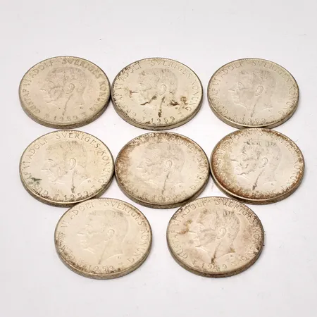  Mynt i silver, 8st 5kronor, vikt 143,6g.