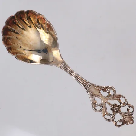 Sockersked, längd 12,5cm, nr 240, norska stämplar, 830/1000 silver Vikt: 23,3 g