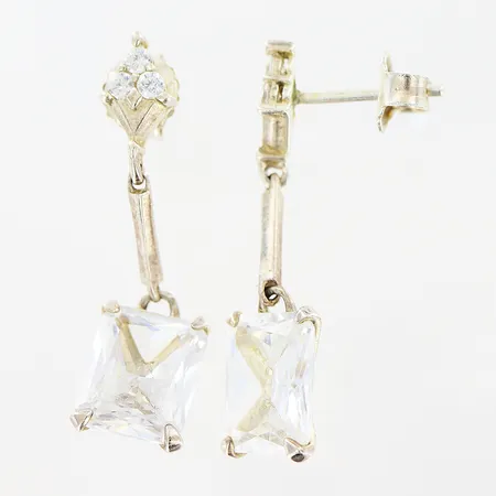 Ett par örhängen Thomas Sabo 30x8mm, vita stenar, silver 925/1000 Vikt: 4,2 g