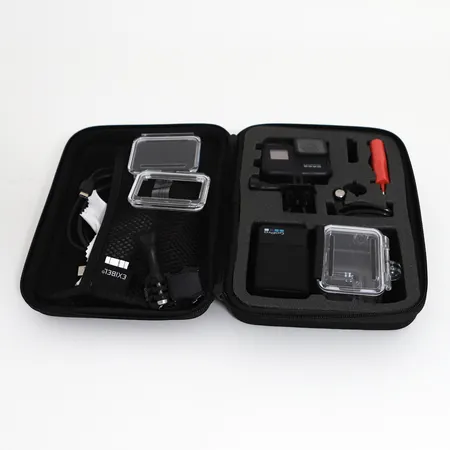 Kamera Gopro Hero 7 Black, med stöttåligt samt vattentätt case, 2 batteri, klämma, fäste, laddare, mjukt förvarings case. Skickas med postpaket.