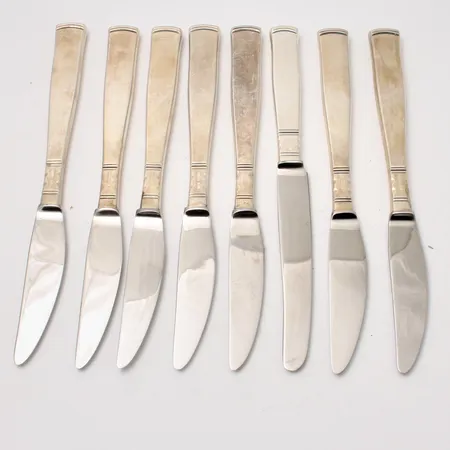 8st knivar i silver, 20cm, modell Rosenholm, 830/1000, 1st är med mer rundad spets,  tillverkad av GAB, år 1975-83, vikt 498,99g.