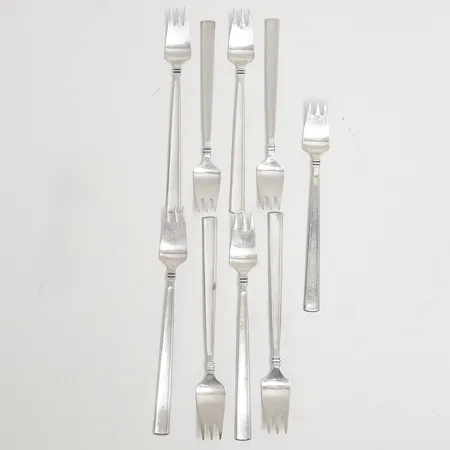 9 Smörgåsgafflar, modell: Paris, längd: 155mm, MEMA, Lidköping, 1958, 1963, missfärgade, silver, 830/1000 Vikt: 232 g