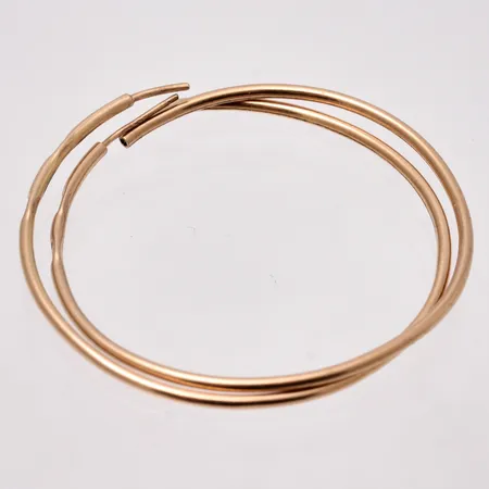 Diverse defekt guld, 14K, vikt 2,4g.