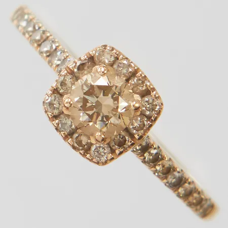 Ring med bruna diamanter 1 x ca.0,35ct, ca.SI, 26 x ca.0,01ct, Ø16½, bredd: 1,5-6,8mm, italienska stämplar, Crieri, roséguld, 18K, äkthetsintyg från Crieri medföljer Vikt: 2,3 g