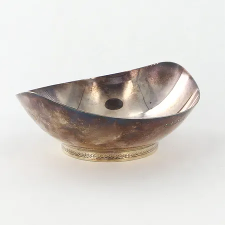 Skål, GAB, höjd ca 4 cm, bredd ca 13mm, 830/1000 Silver Vikt: 112,5 g