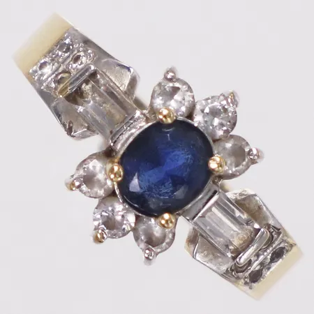 Ring blå & vita stenar, stl 18, bredd 3,4-12mm, tvåfärgad, 18K  Vikt: 6,3 g