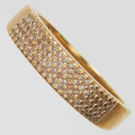 Ring med diamanter 76 x ca.0,0025ct, 8/8-slipade, Ø16½, bredd: 2,1-4,4mm, GHA, 18K Vikt: 3 g