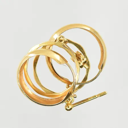 Diverse defekt guld, 18K. Vikt: 2,1 g