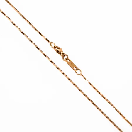 Kedja Venezia i 18K guld. Den är 43 cm lång, 0,9 mm bred och väger 3,9g. karbinhake.