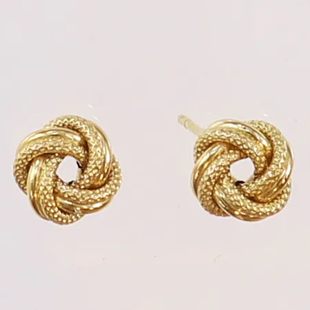 Ett par örhängen, Ø8,5mm, 18K. Vikt: 1,1 g