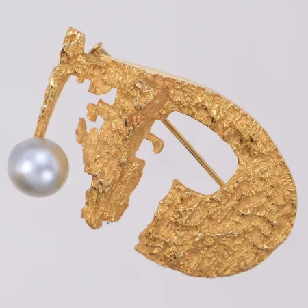 Brosch, grå odlad pärla, Ø8,2mm, längd 40mm, Finland, 18K Vikt: 9,7 g