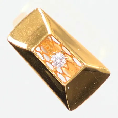 Ring, Ø19¼, liten vit sten, 21K Vikt: 3,1 g